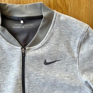 Nike Golf Light Weight Zip Up Bomber Jacket
